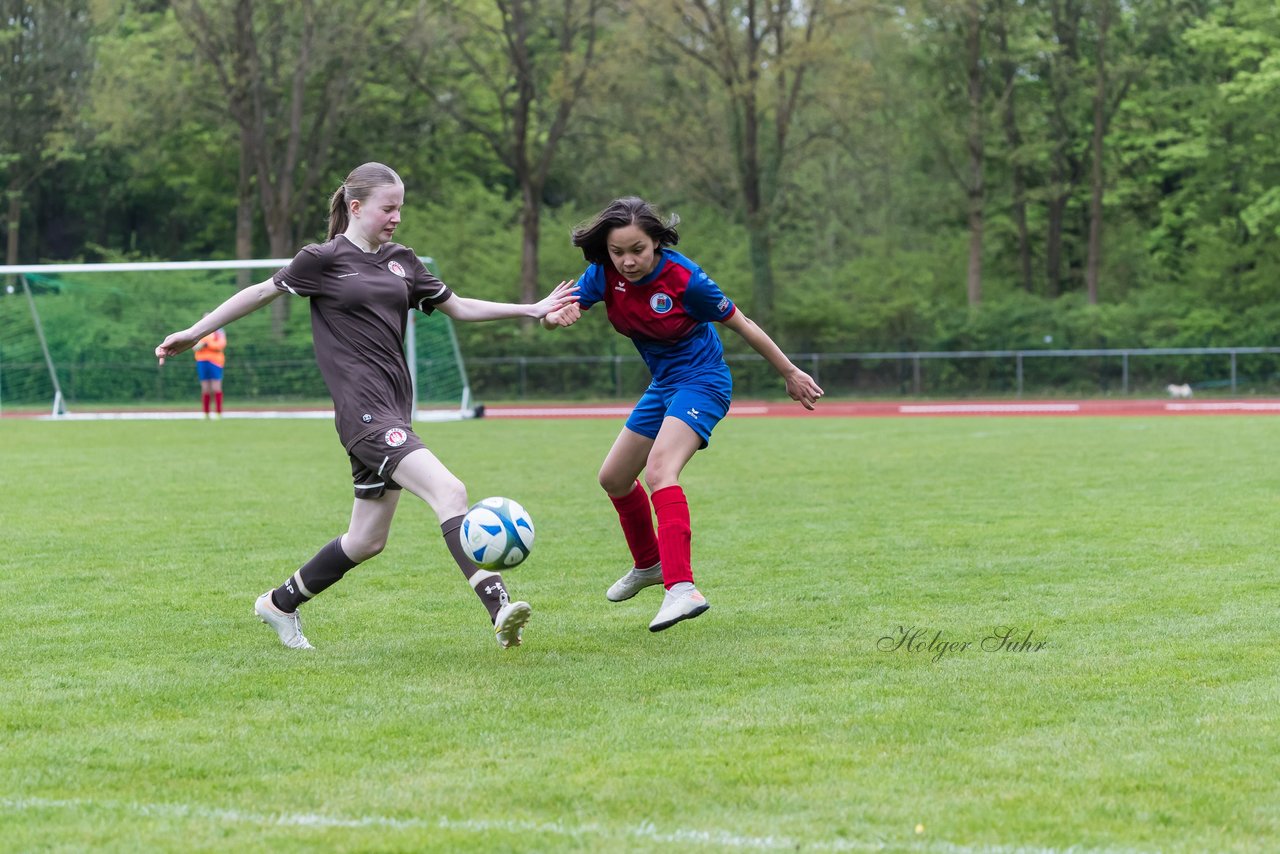 Bild 169 - wCJ VfL Pinneberg3 - St.Pauli : Ergebnis: 2:1